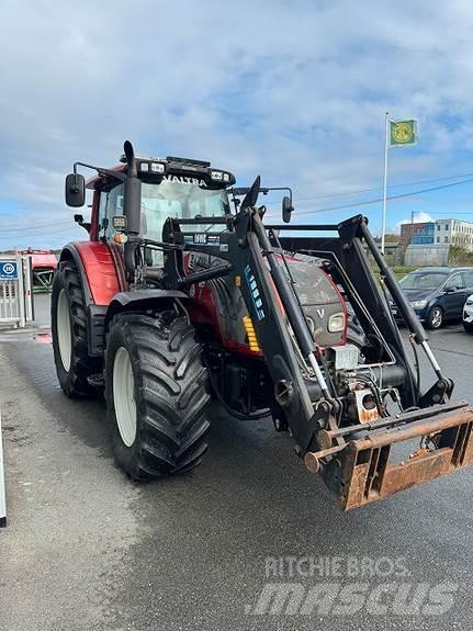 Valtra T-182-VERSU Tractoare