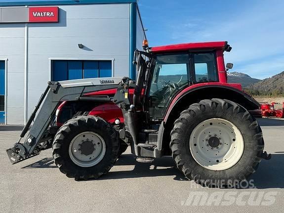 Valtra T 213 V Tractoare