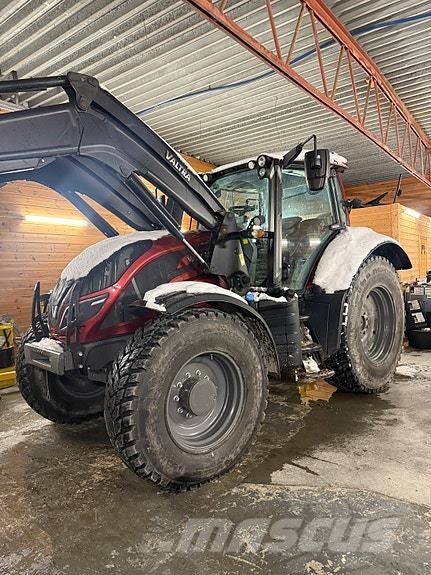 Valtra T174 Direct Tractoare
