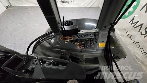 Valtra T182 Tractoare