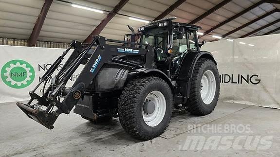 Valtra T182 Tractoare