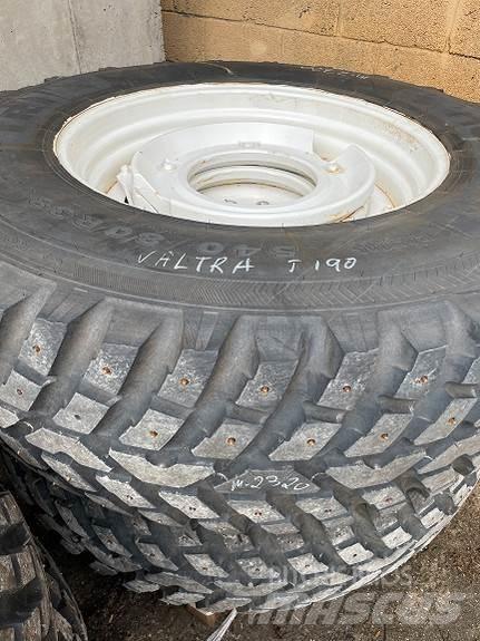 Valtra T190 Tractoare
