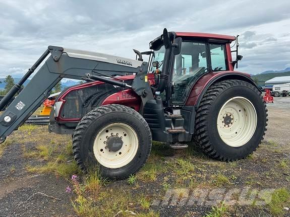 Valtra T203 Tractoare