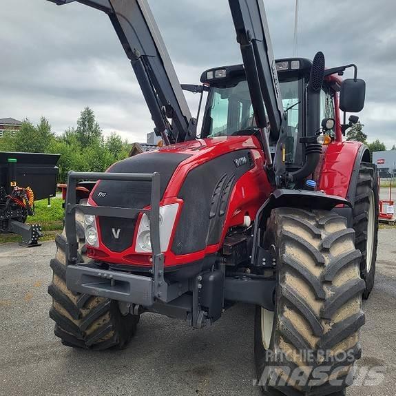 Valtra T213 VERSU Tractoare