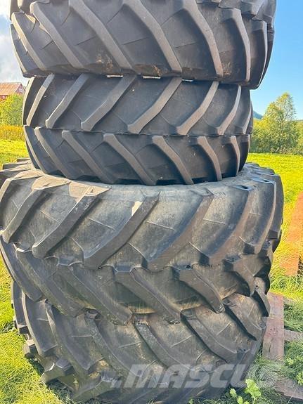 Valtra T214 Versu Tractoare