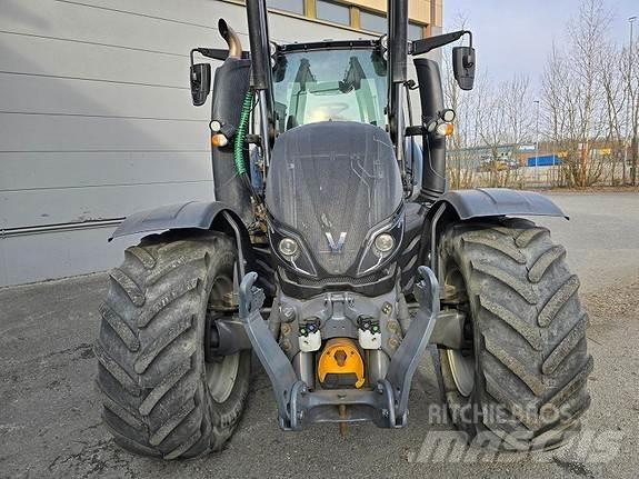 Valtra T234 Tractoare