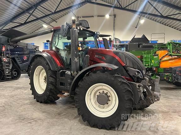 Valtra T234 Tractoare