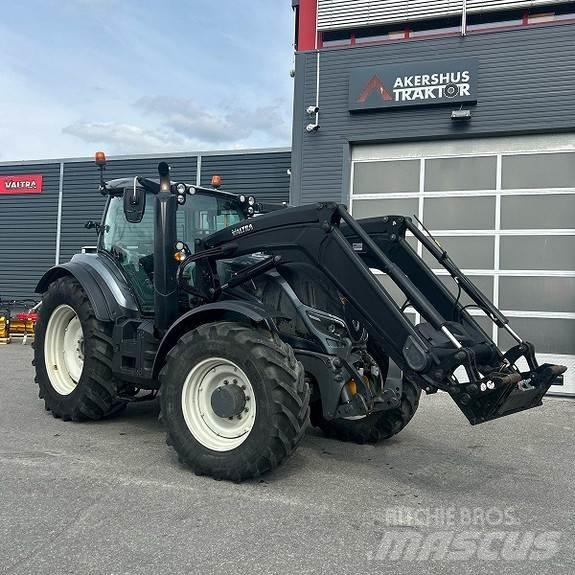 Valtra T234 Direct Tractoare