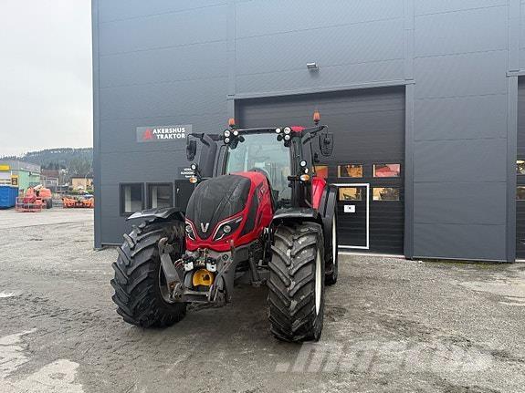 Valtra T234D Tractoare