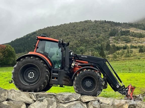 Valtra T235D Tractoare
