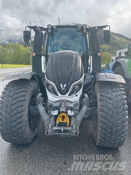 Valtra T254V Tractoare