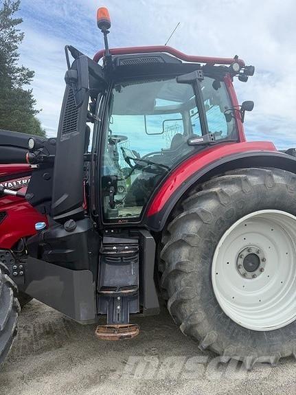 Valtra T254V Tractoare