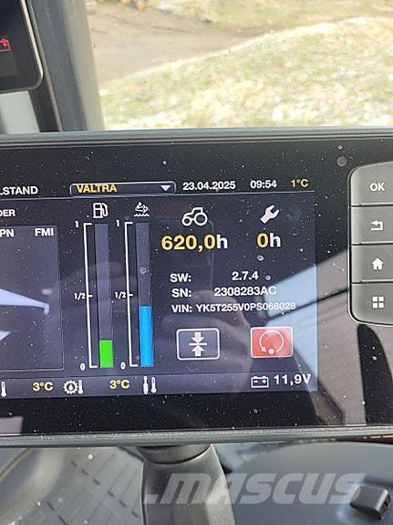 Valtra T255 Tractoare