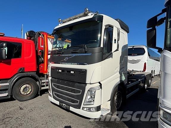 Volvo  Camioane Demontabile