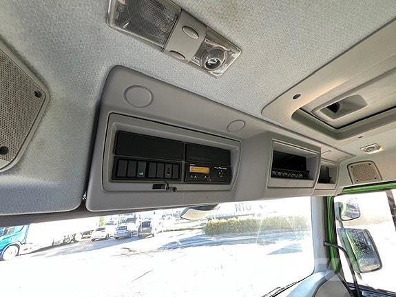 Volvo FE 320 -6x2 Altele