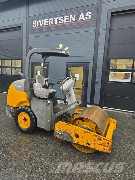 Volvo SD25 Pavatoare asfalt