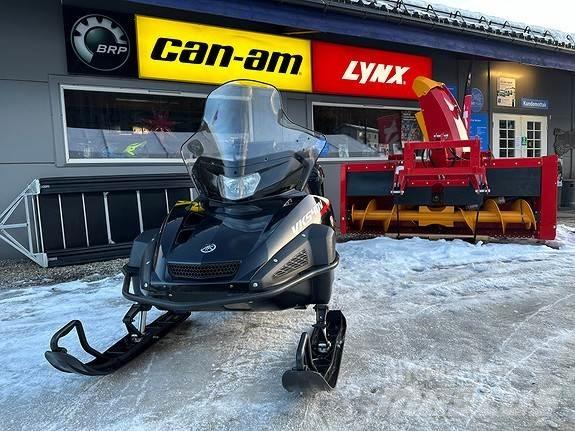 Yamaha Viking 5 Snowmobile