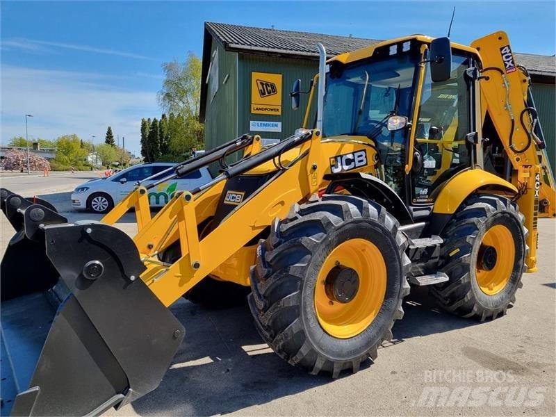 JCB 4 CX PRO AEC Buldoexcavatoare
