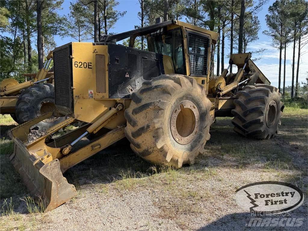 Tigercat 620E Utilaje de manevrarea a bustenilor