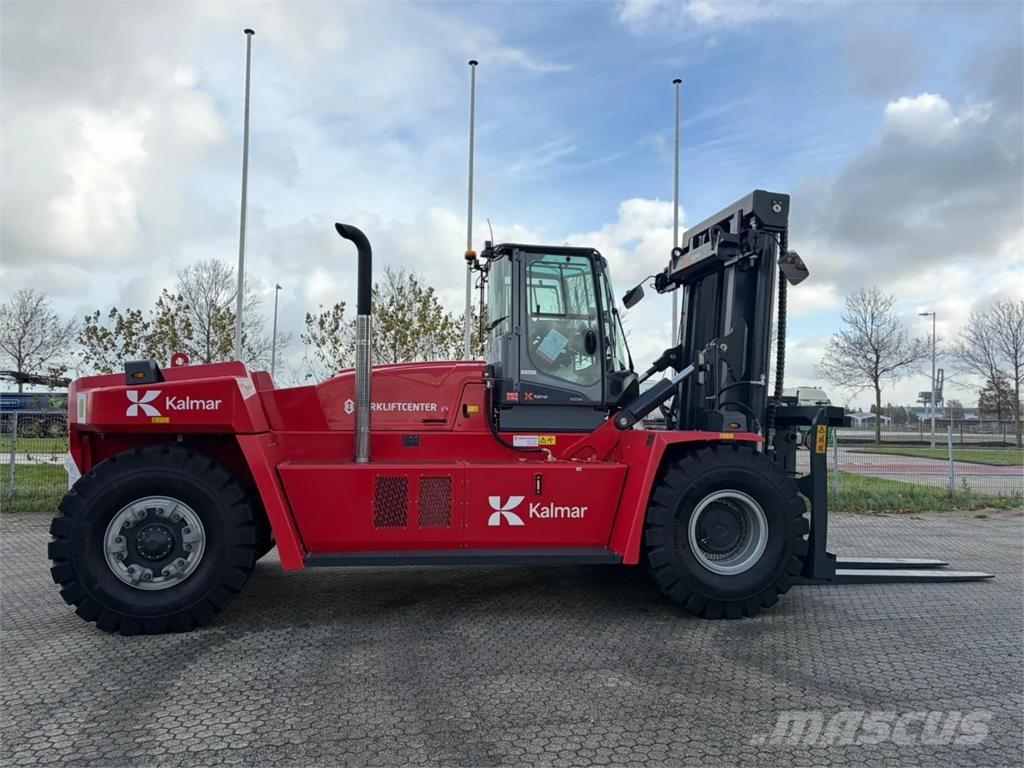 Kalmar DCG330-12 Stivuitor diesel