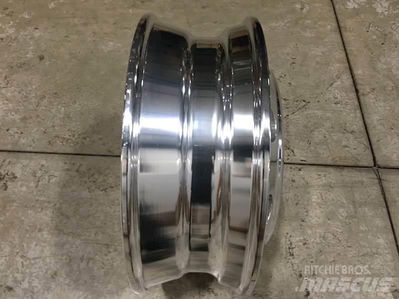 Accuride Anvelope, roti si jante