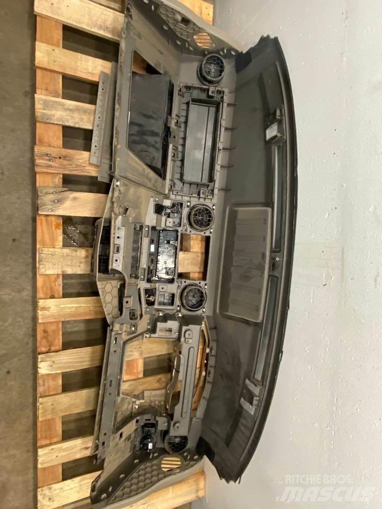 Ford F450 Transport - Altele