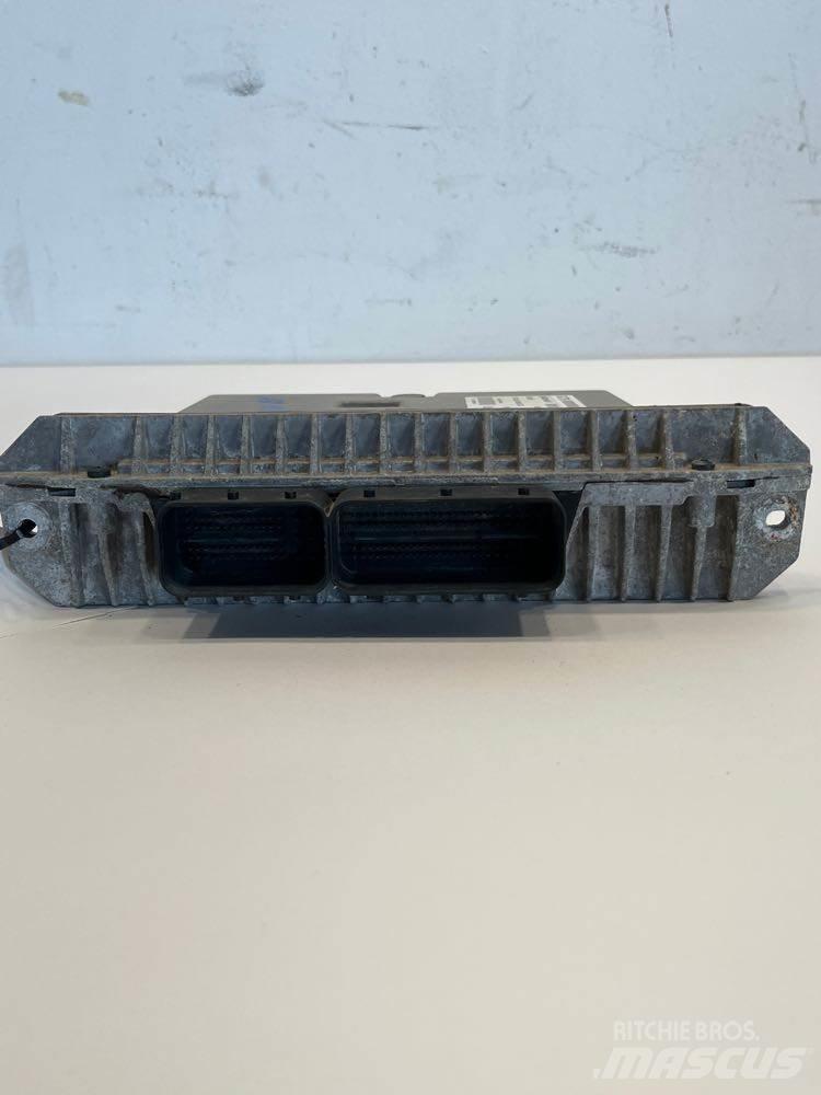 Ford F450 Cabine si interior