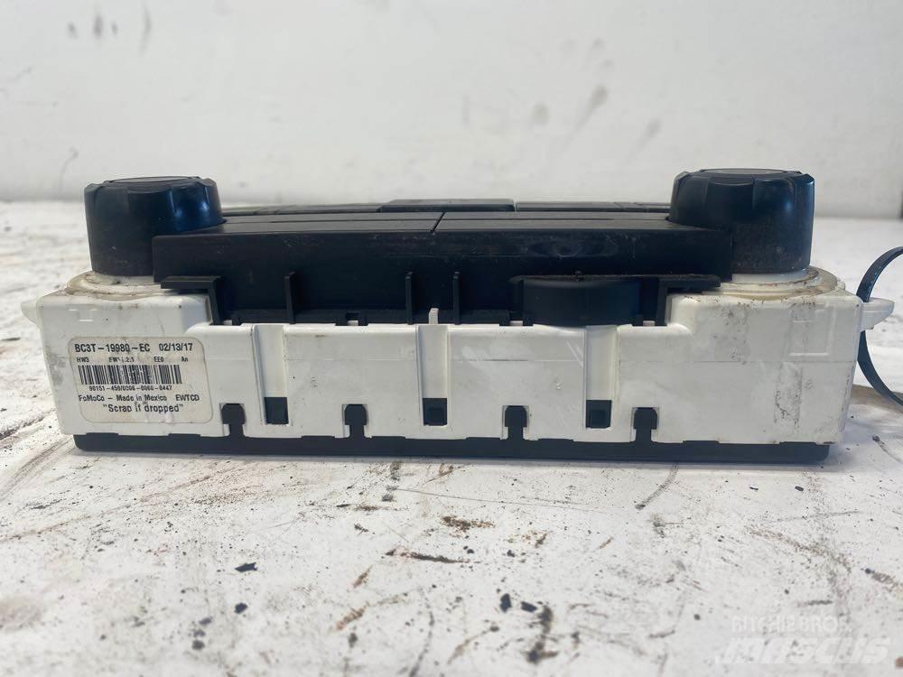 Ford F650 Electronice