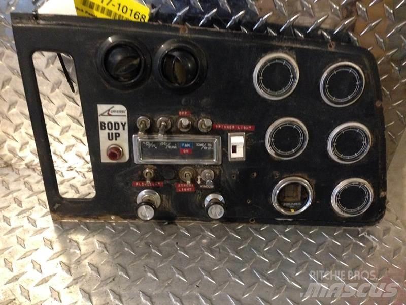 Ford L9000 Electronice
