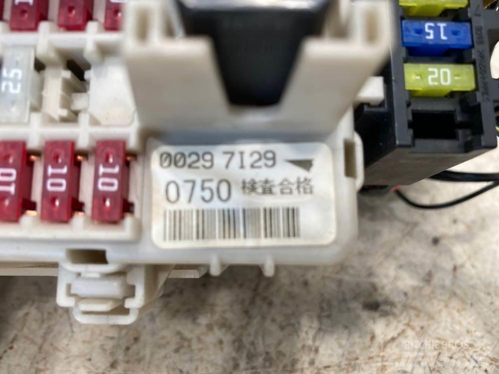 GMC W4500 Electronice