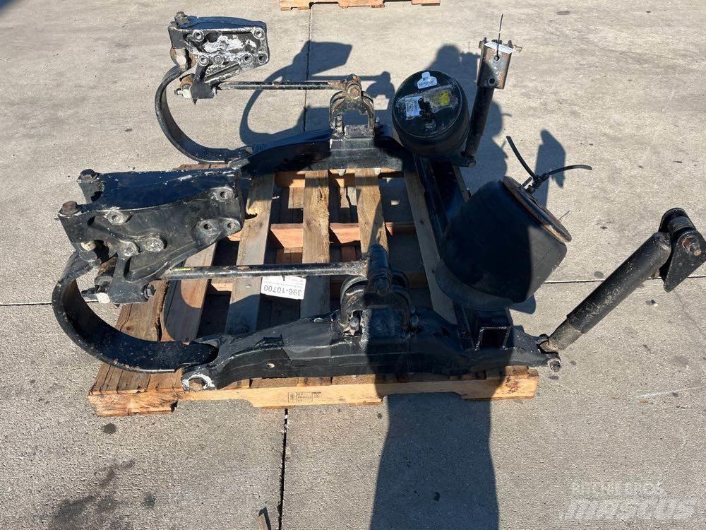 Kenworth  Sasiuri si suspensii