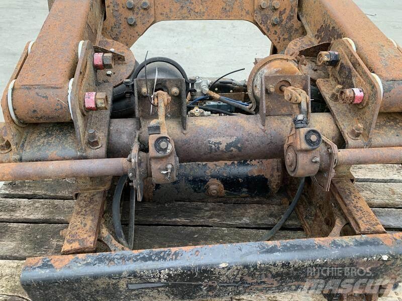  Lift Axle Axe