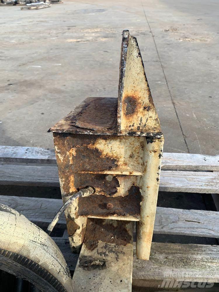 Lift Axle Axe