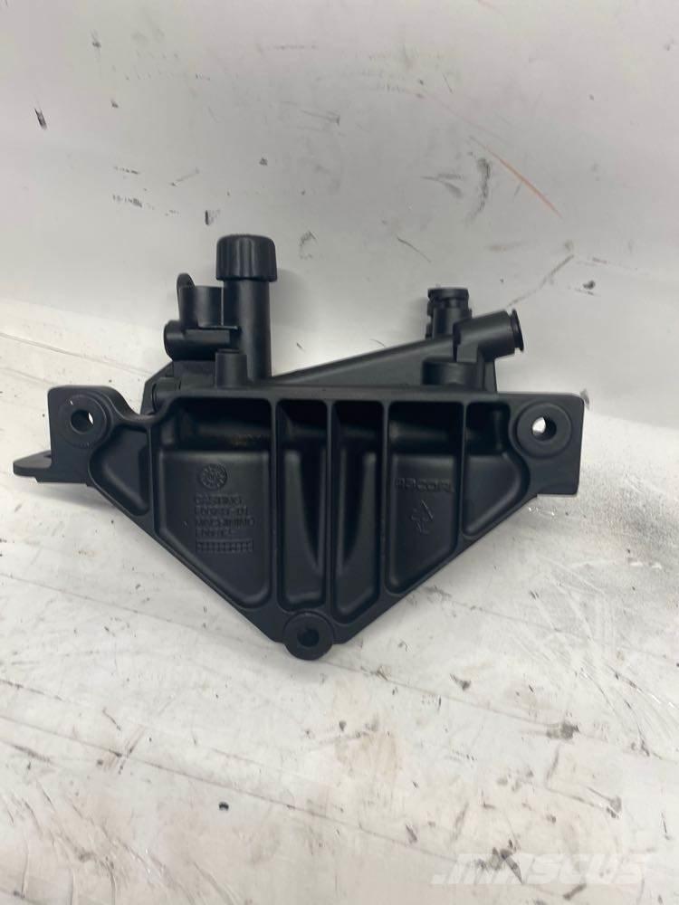 Mack MP8 Transport - Altele