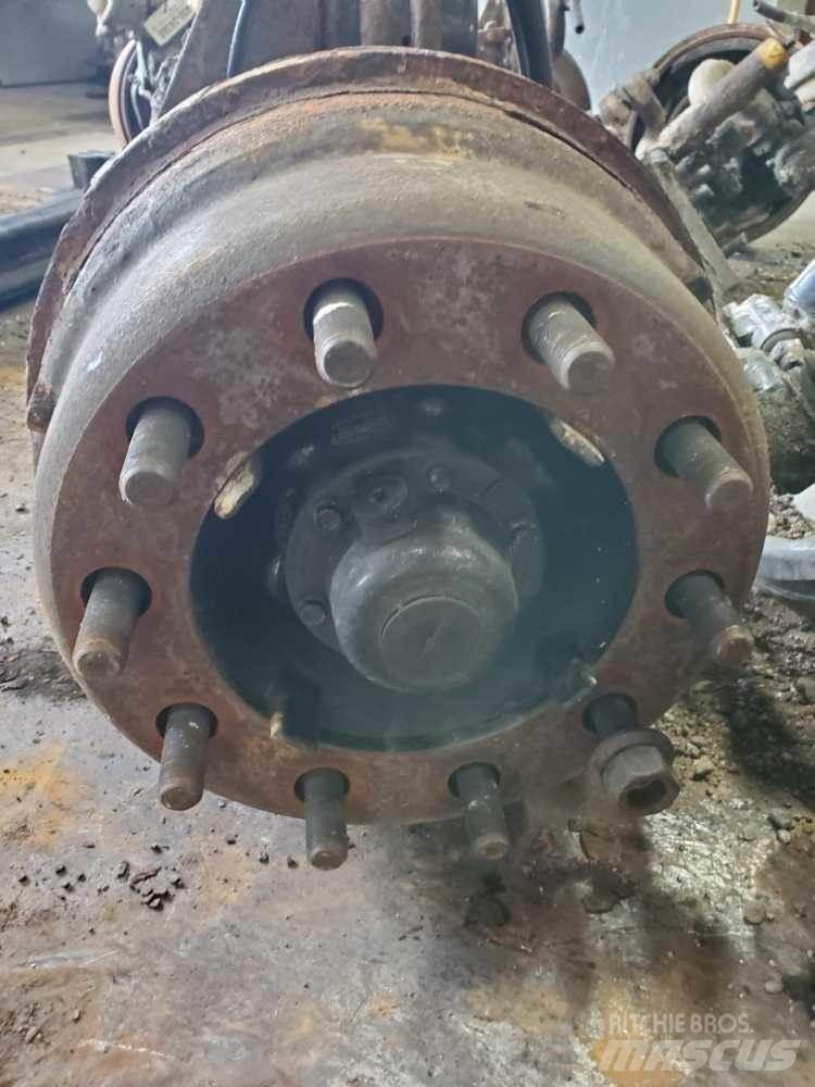 Meritor  Axe