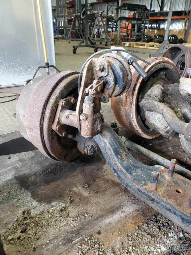 Meritor  Axe