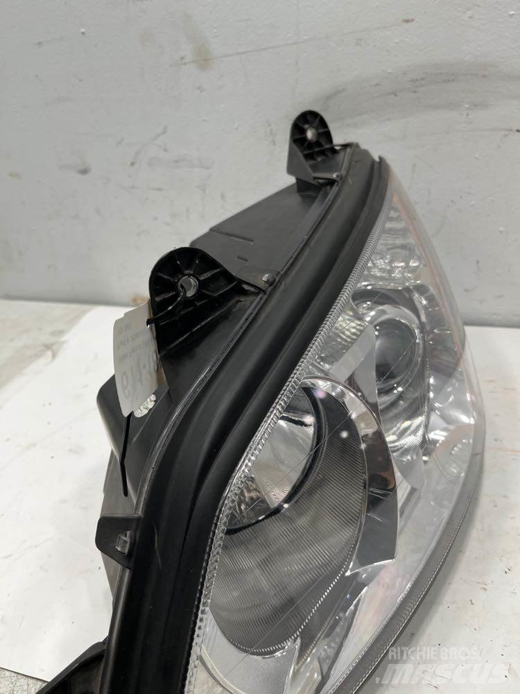 Paccar  Electronice