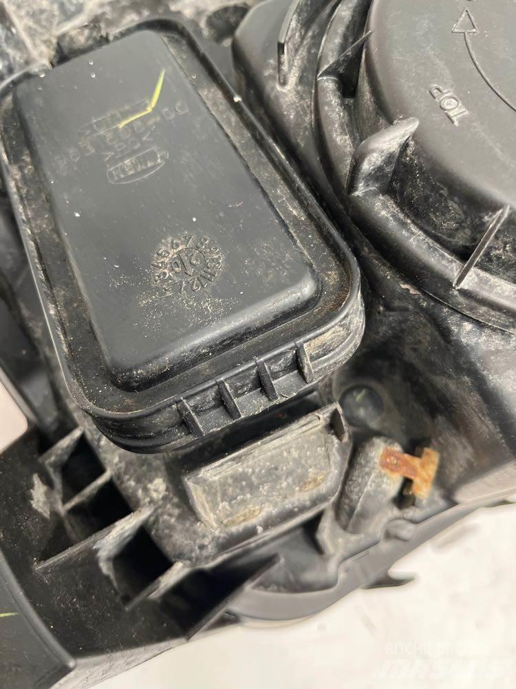 Paccar  Electronice