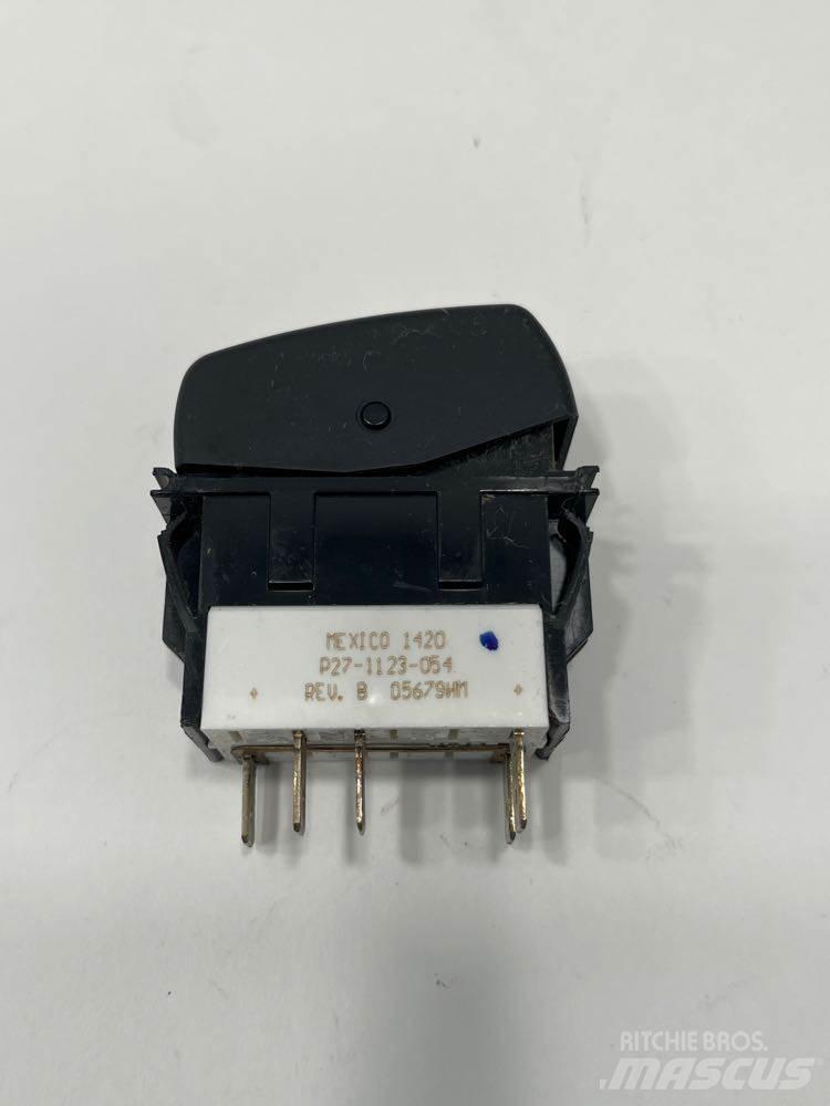 Paccar  Electronice