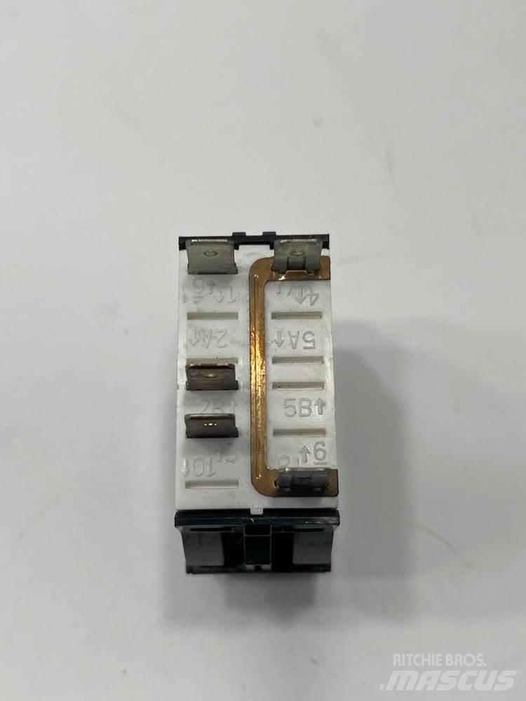 Paccar  Electronice