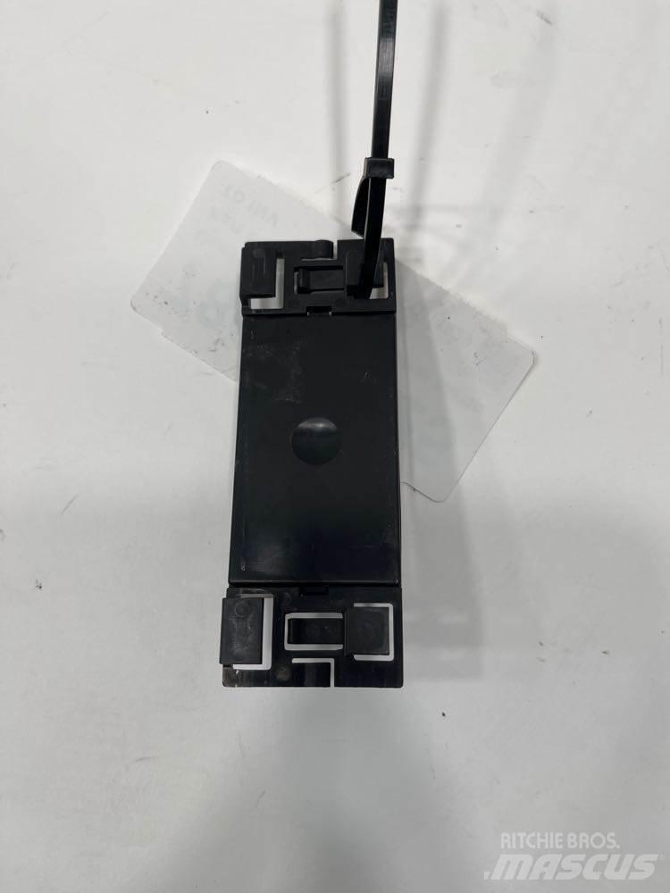 Paccar  Electronice