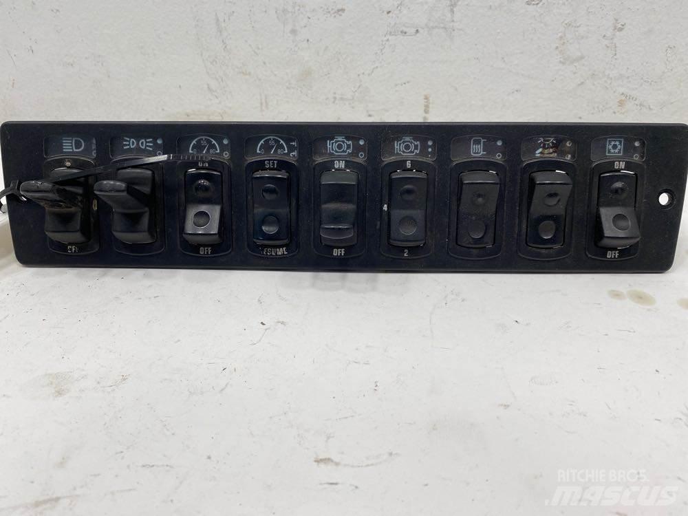 Paccar  Electronice