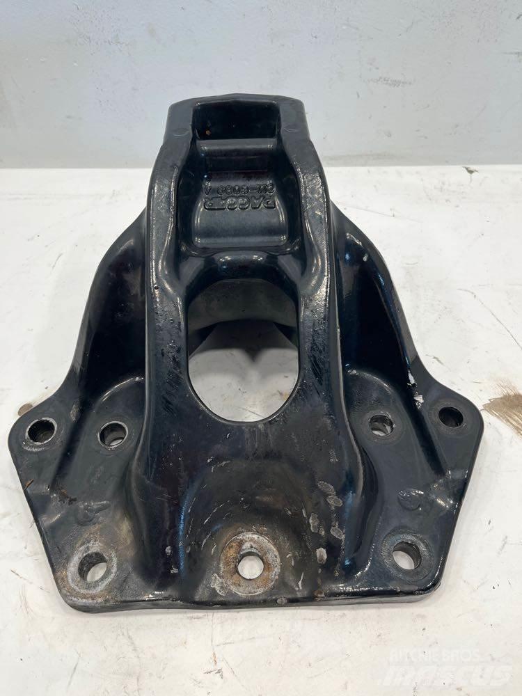 Peterbilt  Sasiuri si suspensii