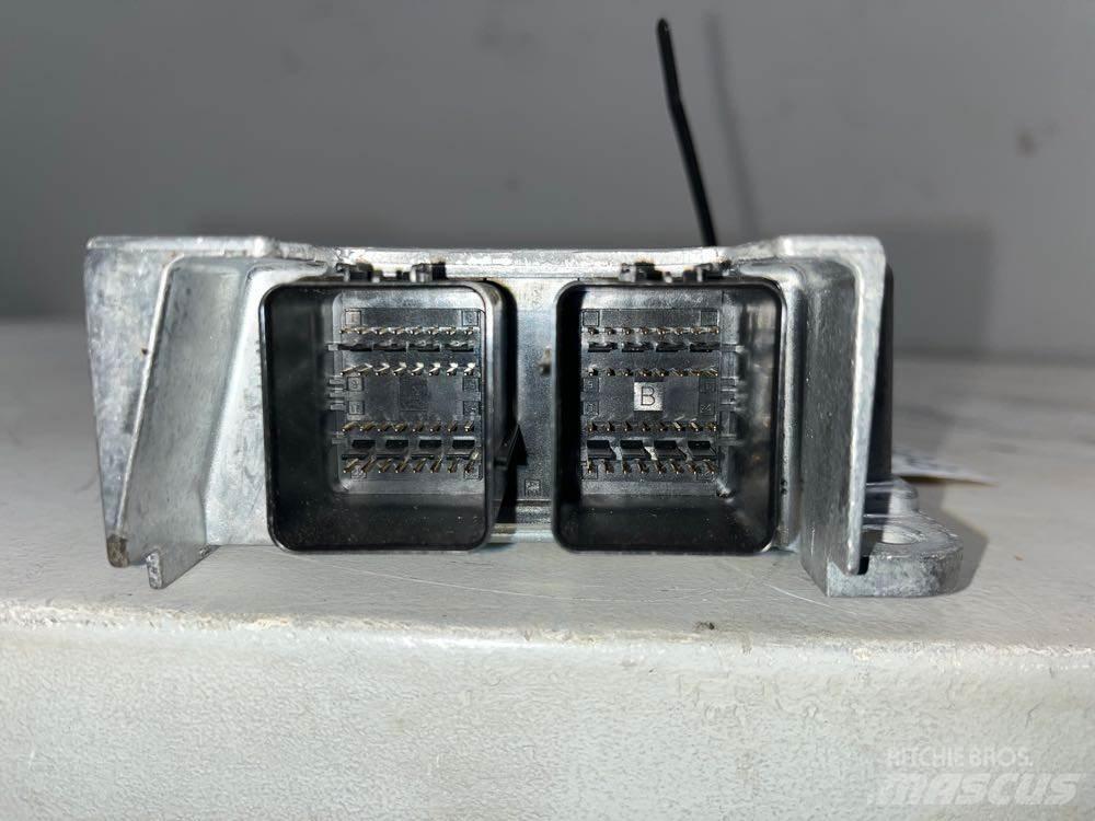 RAM 5500 Cabine si interior
