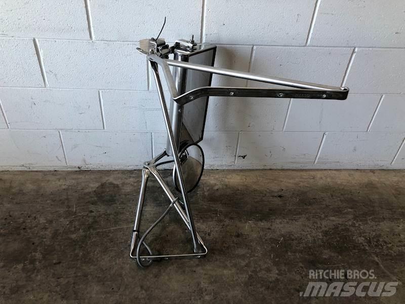 Universal  Transport - Altele