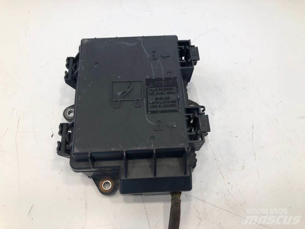 Volvo VNL Electronice