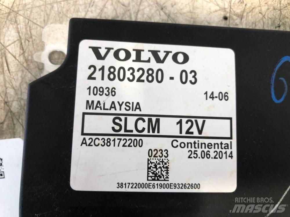 Volvo VNL Cabine si interior