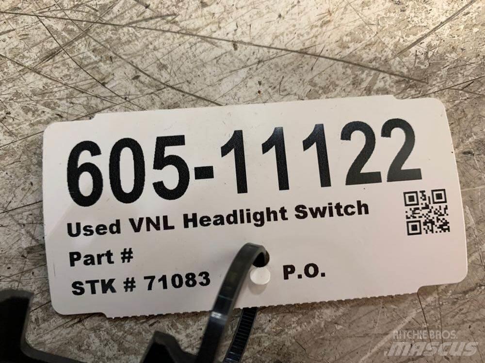 Volvo VNL Electronice
