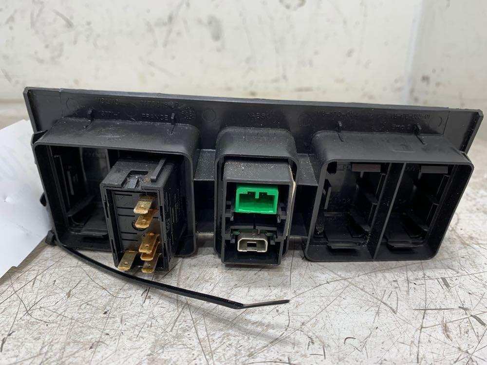Volvo VNL Electronice