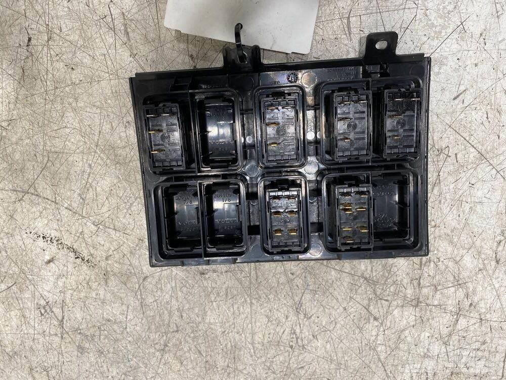 Volvo VNL Electronice